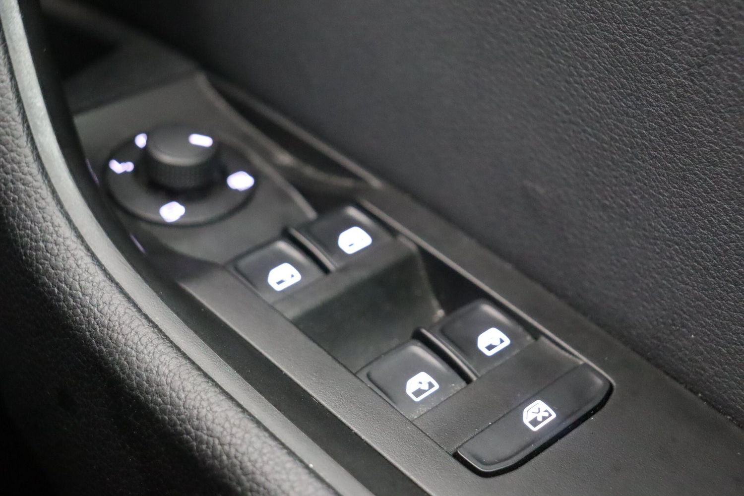 Used Skoda Superb 2023 for sale - 77130872: Photo 19