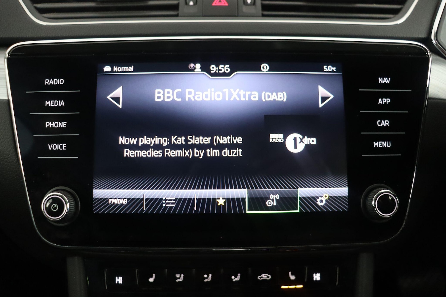 Used Skoda Superb 2023 for sale - 77130872: Photo 34