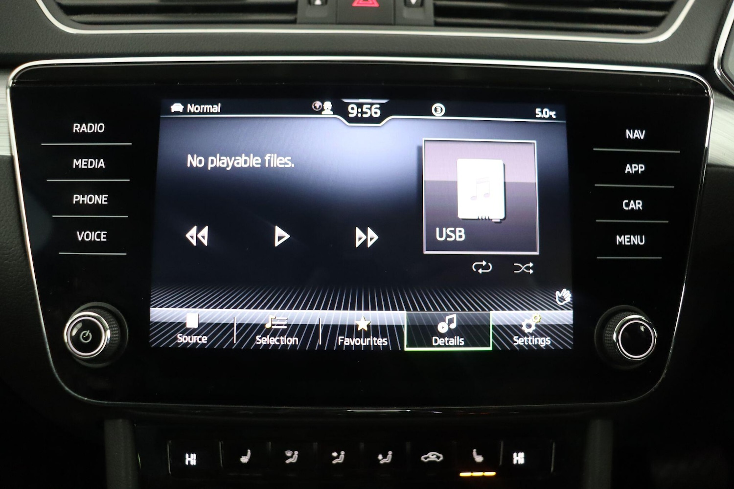 Used Skoda Superb 2023 for sale - 77130872: Photo 35