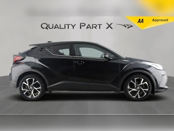 Used Toyota C-HR 2021 for sale - 76613122: Photo