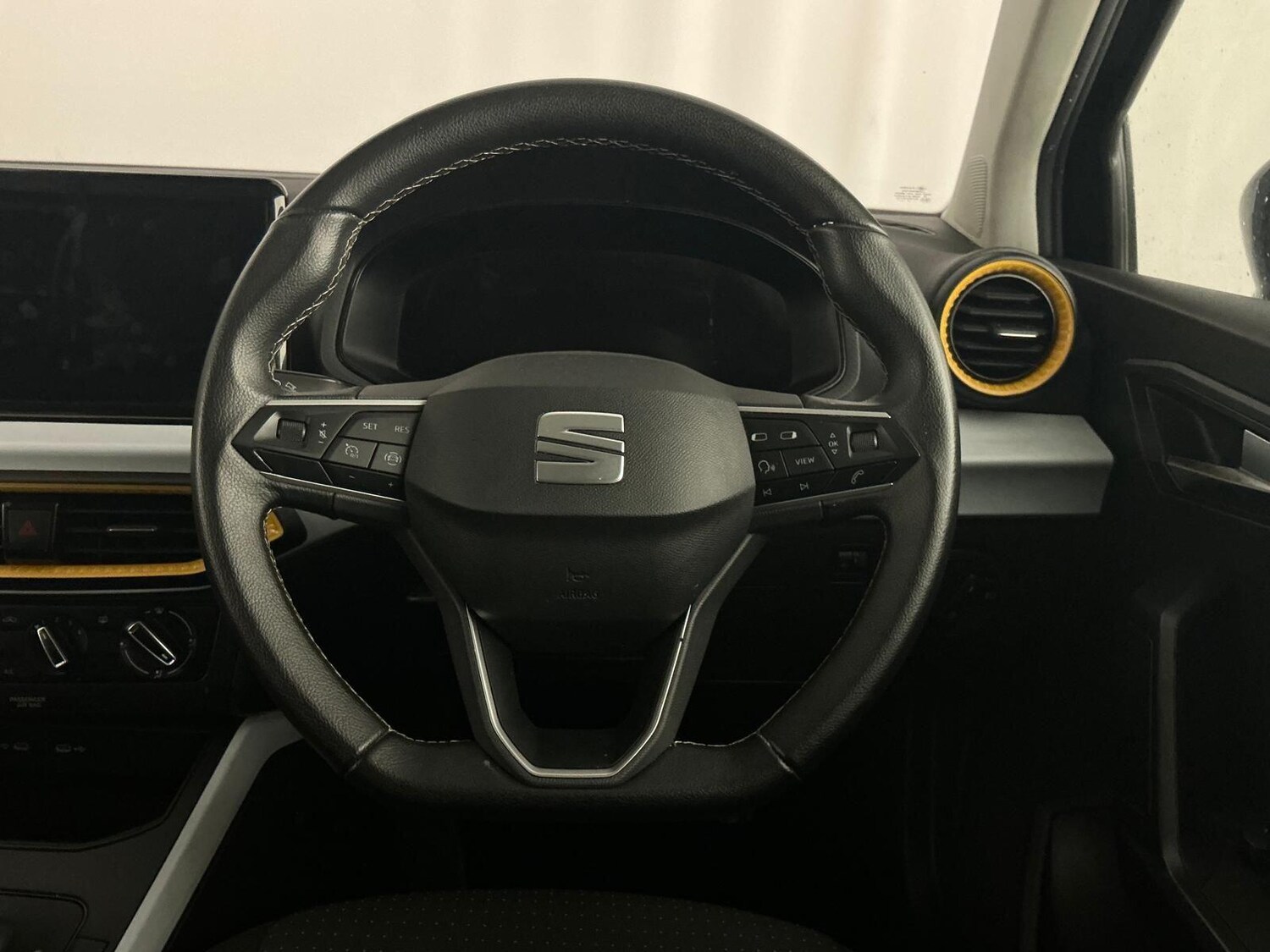 Used SEAT Arona 2024 for sale - 76539086: Photo 9