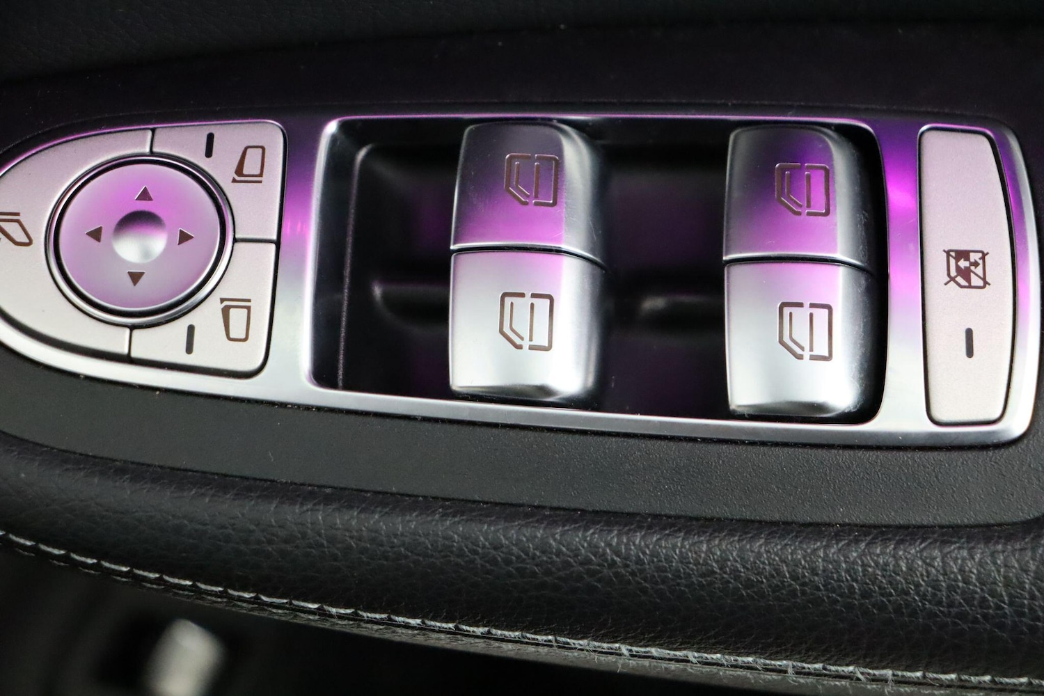 Used Mercedes-Benz EQC 2020 for sale - 78019427: Photo 18