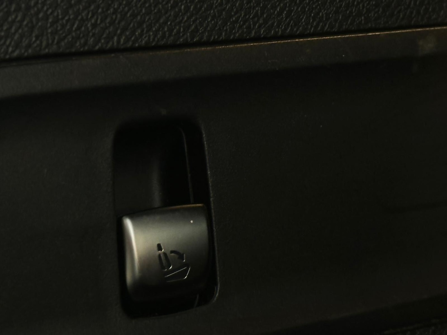 Used Mercedes-Benz EQC 2022 for sale - 76238556: Photo 18