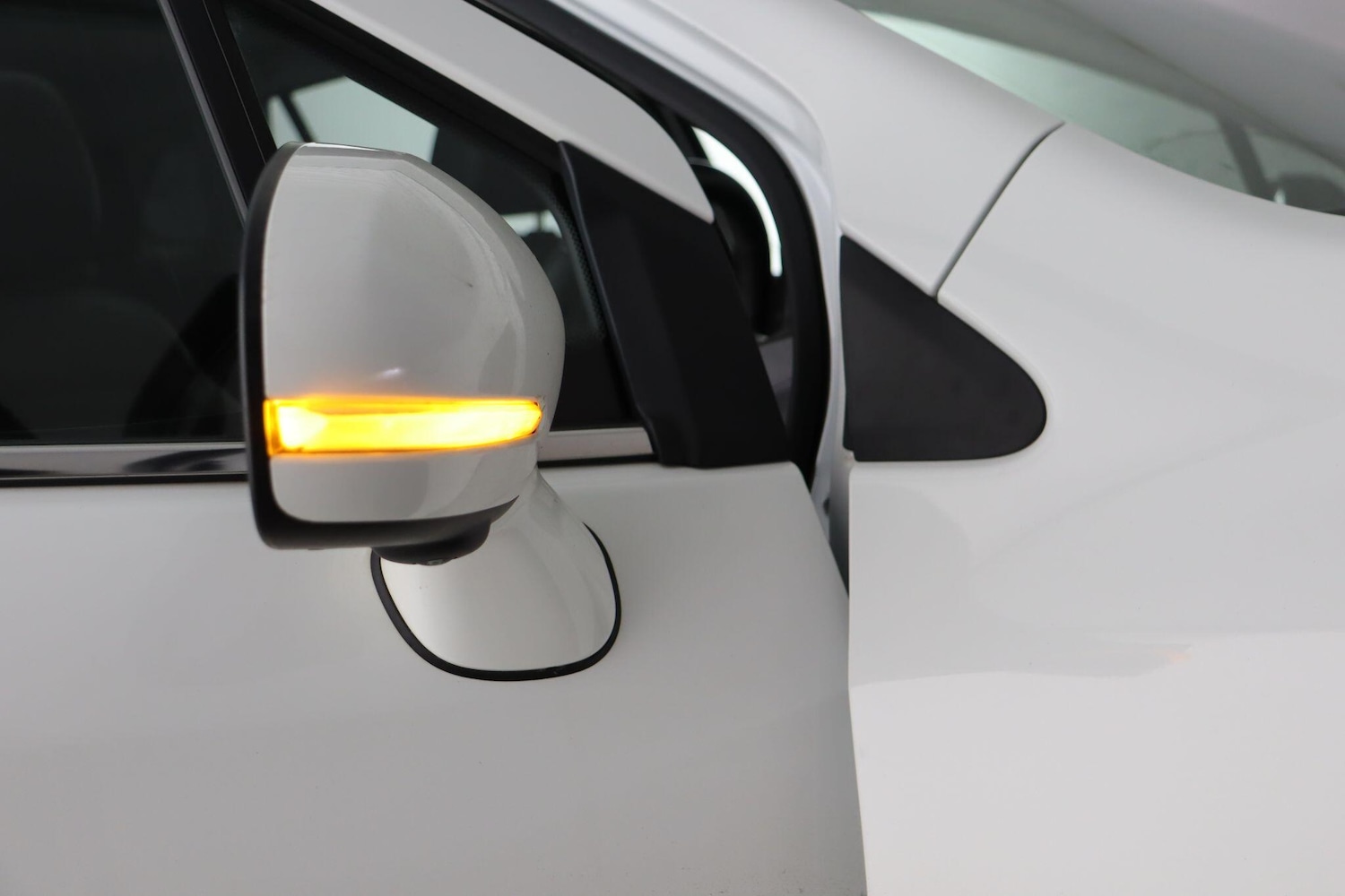 Used Suzuki SX4 S-Cross for sale - 77266895: Photo 24