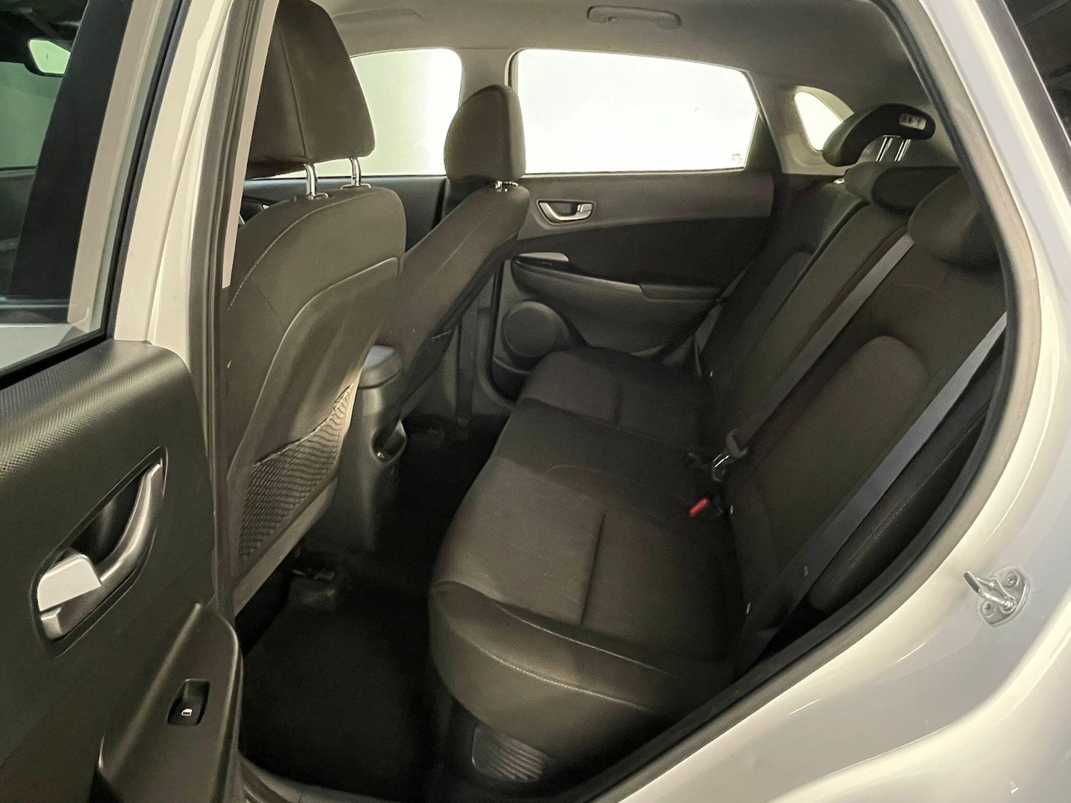 Used Hyundai KONA 2023 for sale - 76137104: Photo 14