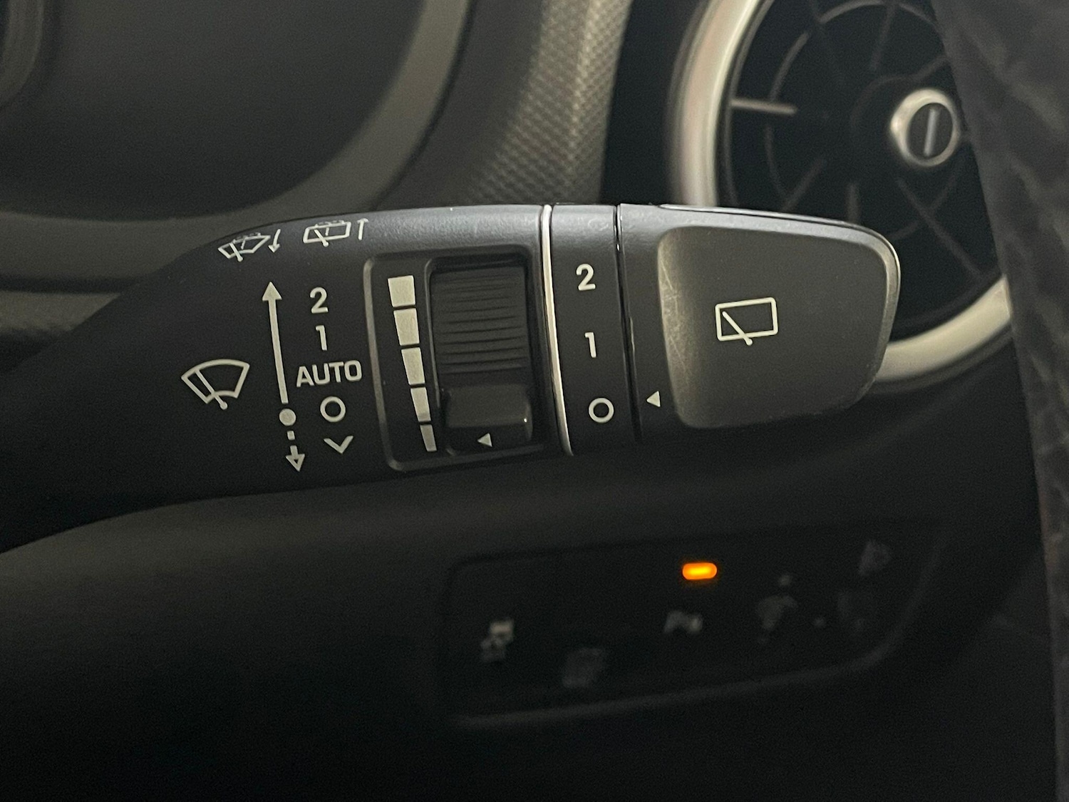 Used Hyundai KONA 2023 for sale - 76137104: Photo 18
