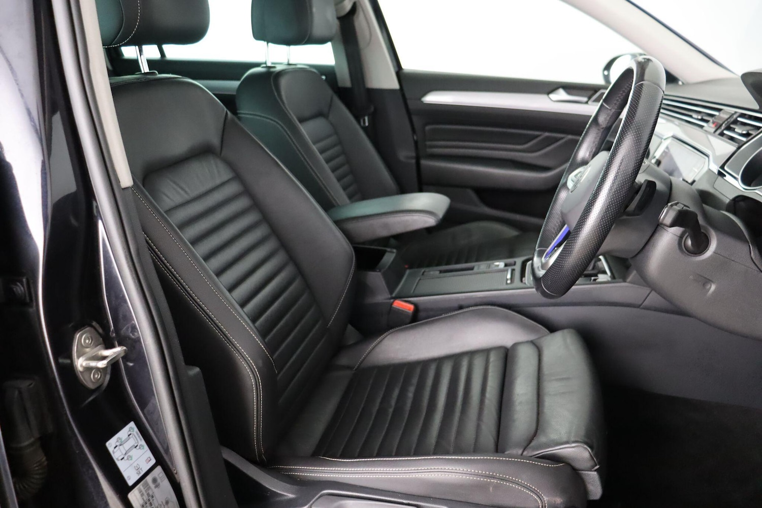 Used Volkswagen Passat 2021 for sale - 77993854: Photo 13