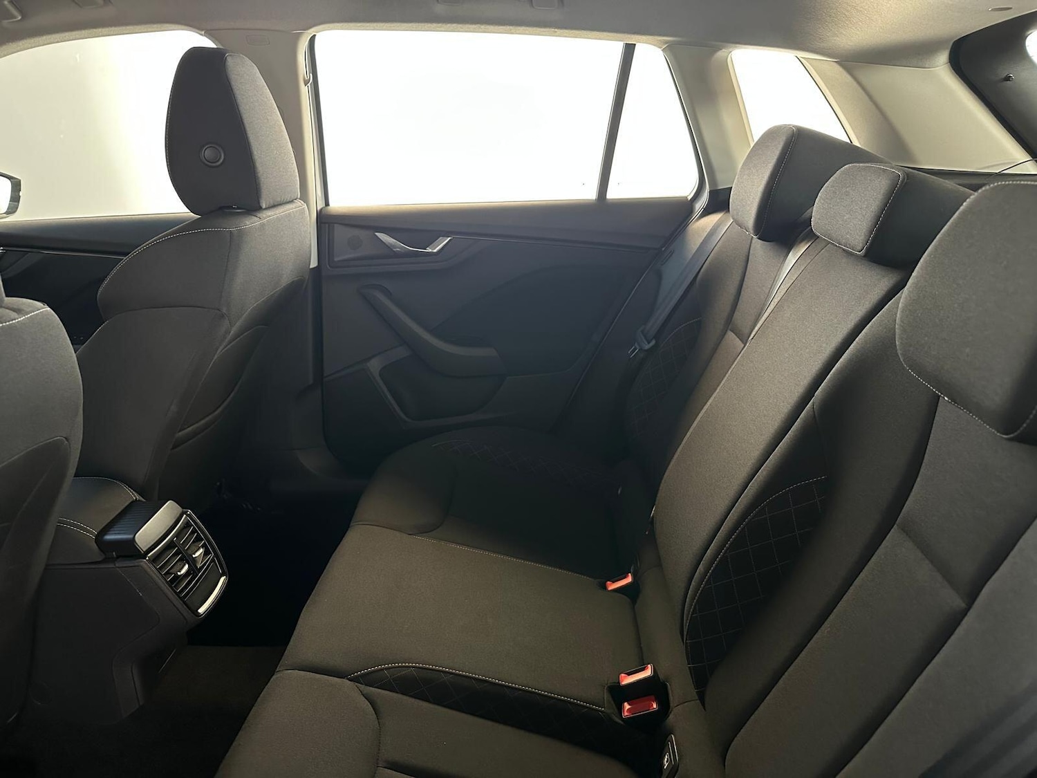 Used Skoda Kamiq 2023 for sale - 76031820: Photo 16