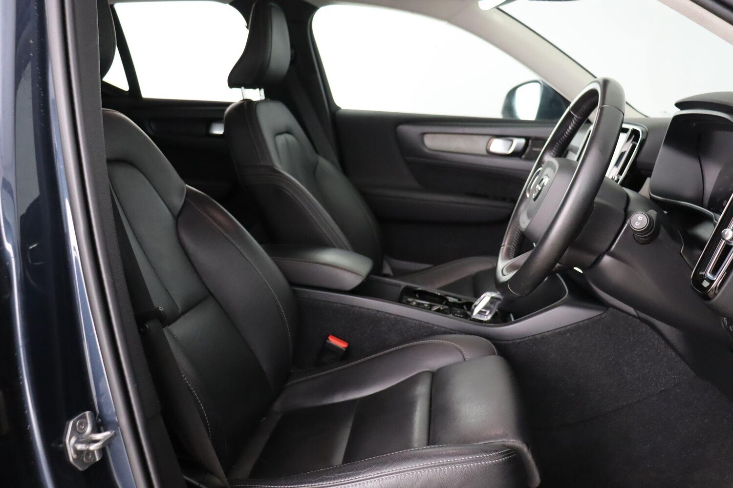 Used Volvo XC40 2021 for sale - 77908998: Photo 12