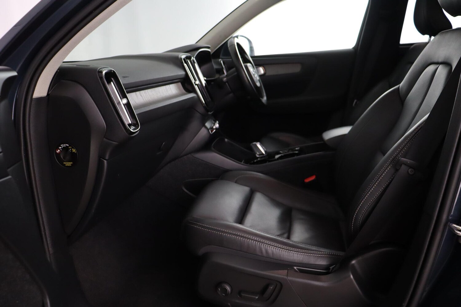 Used Volvo XC40 2021 for sale - 77908998: Photo 14