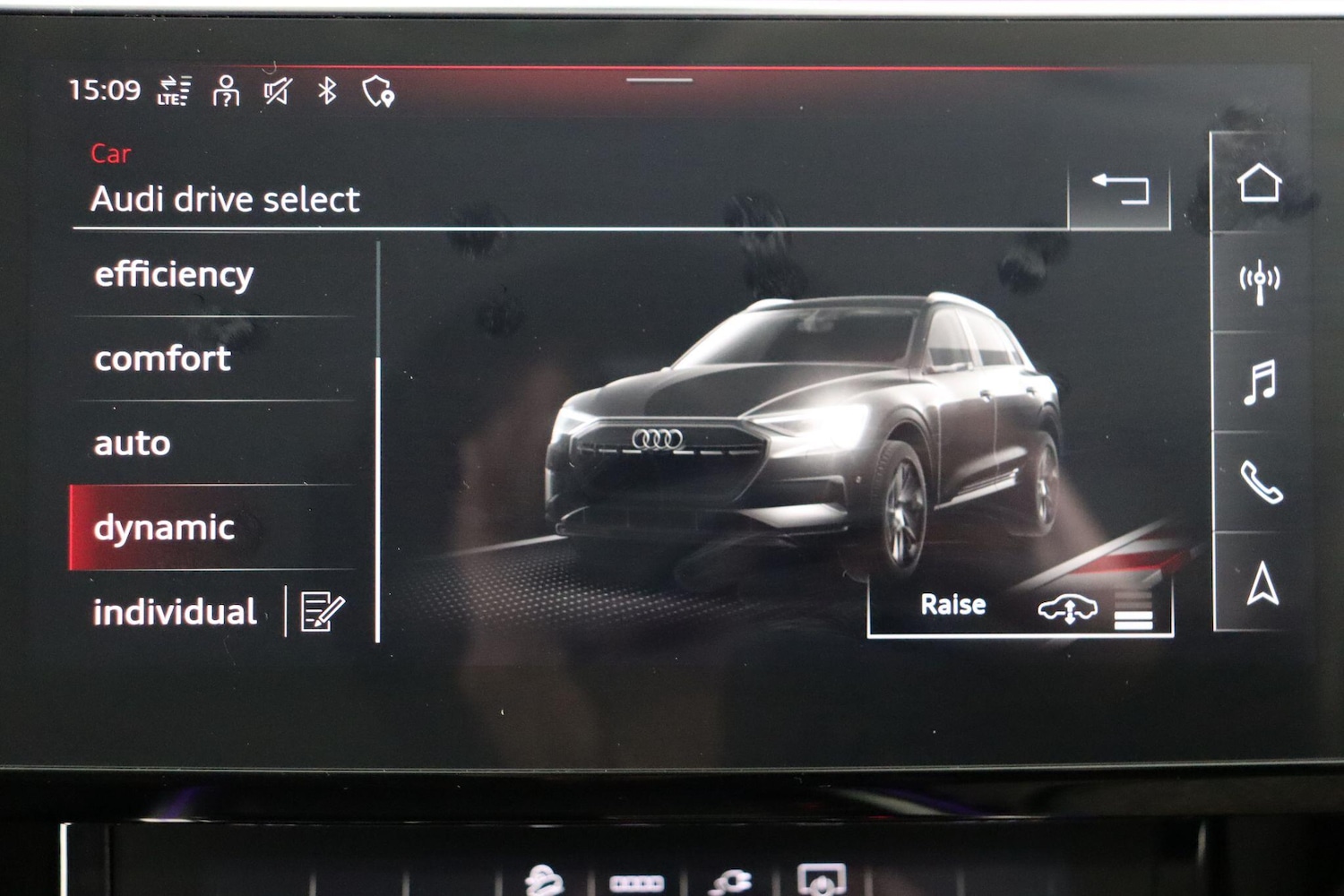 Used Audi e-tron 2021 for sale - 76976865: Photo 46