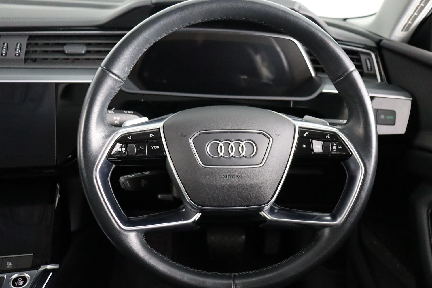 Used Audi e-tron 2021 for sale - 76976865: Photo 9