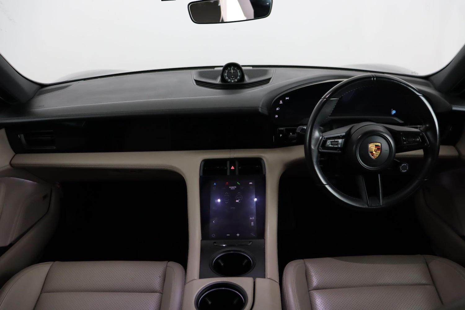 Used Porsche Taycan 2021 for sale - 77925841: Photo 10