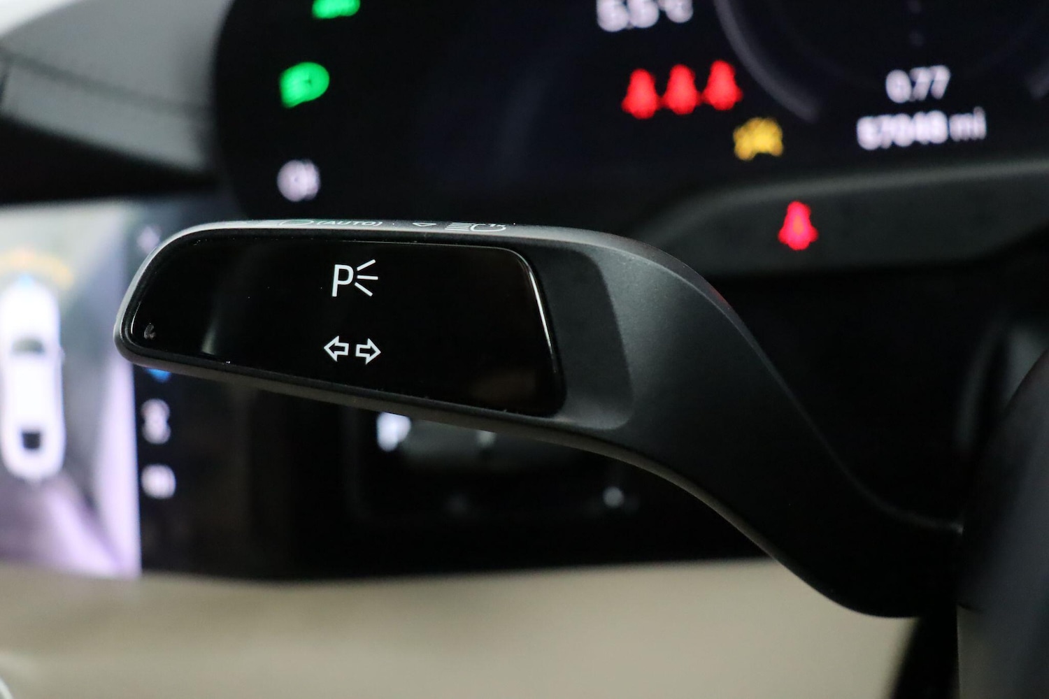 Used Porsche Taycan 2021 for sale - 77925841: Photo 18