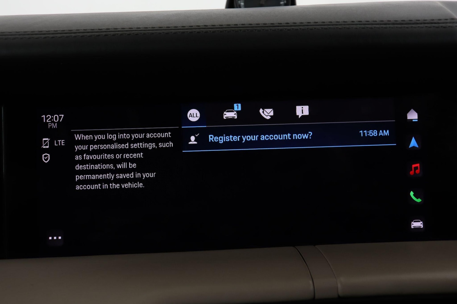 Used Porsche Taycan 2021 for sale - 77925841: Photo 43