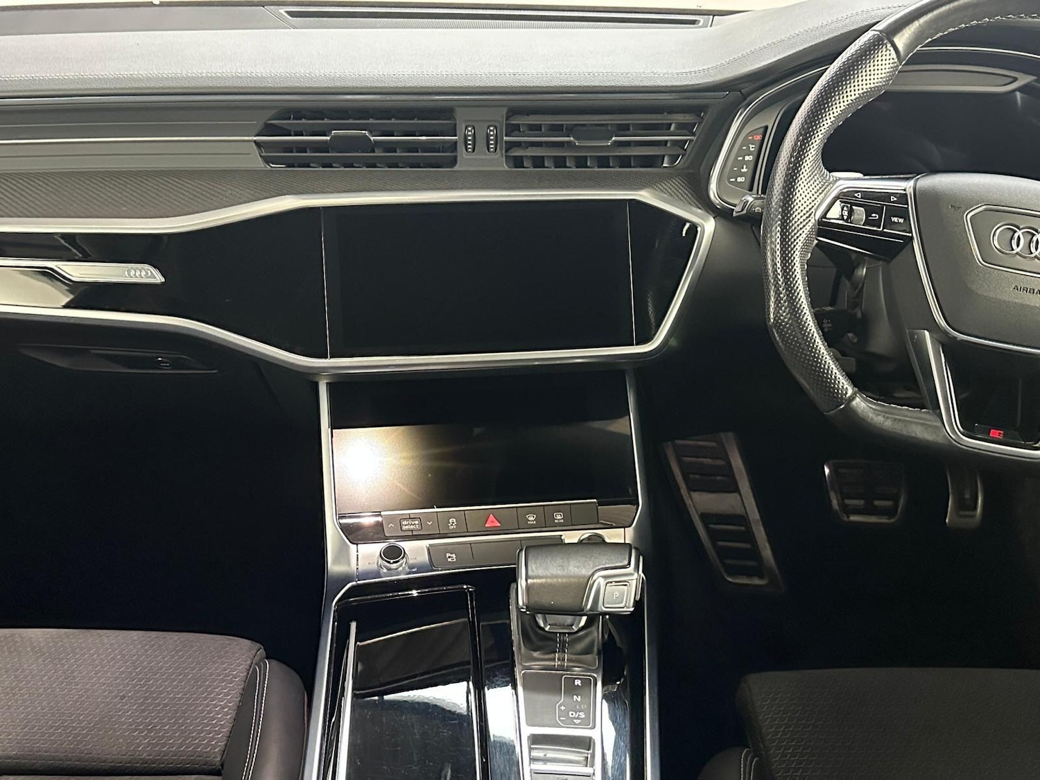 Used Audi A6 Saloon 2022 for sale - 75990195: Photo 19