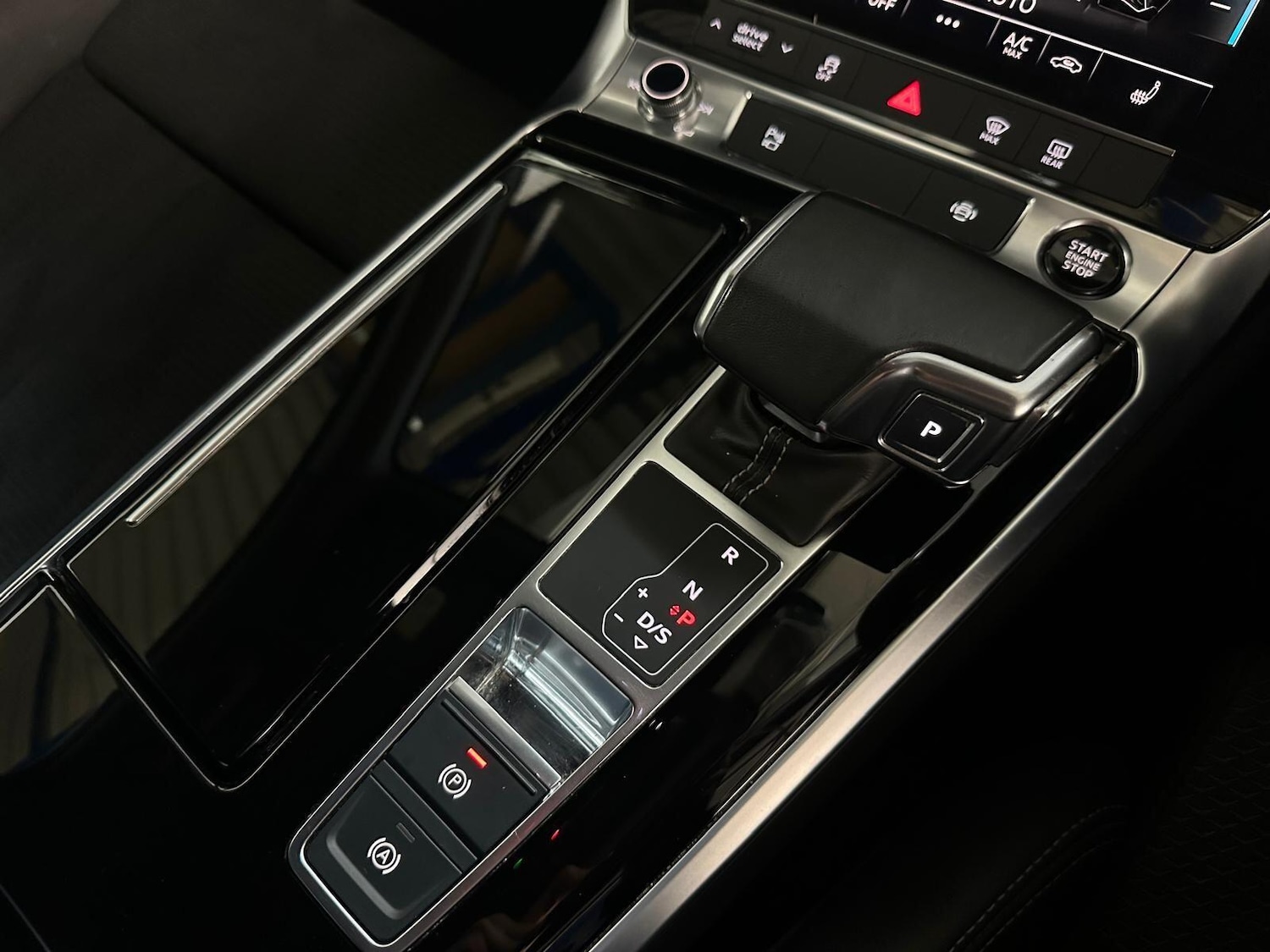 Used Audi A6 Saloon 2022 for sale - 75990195: Photo 20