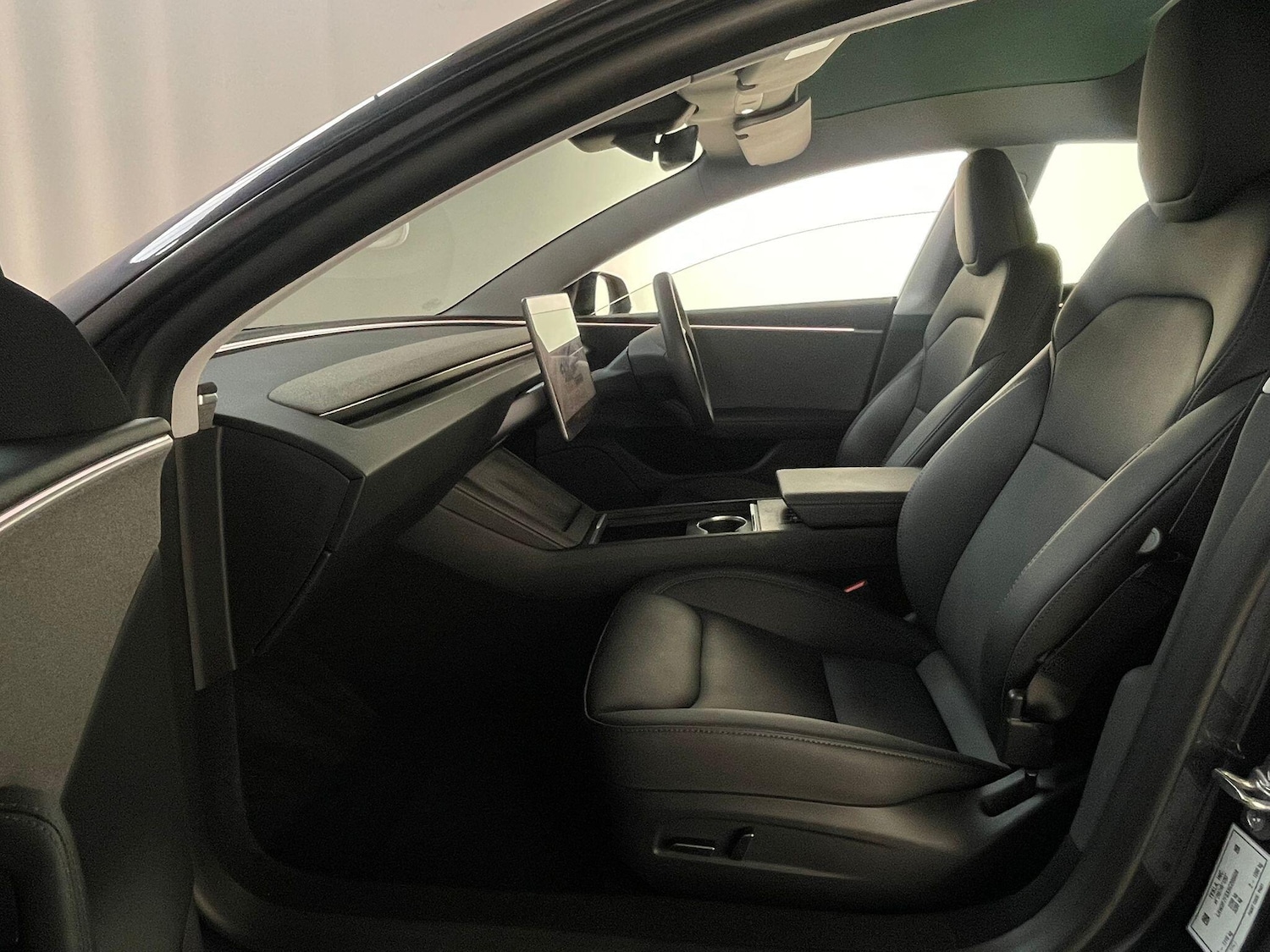 Used Tesla Model 3 2024 for sale - 76152090: Photo 11