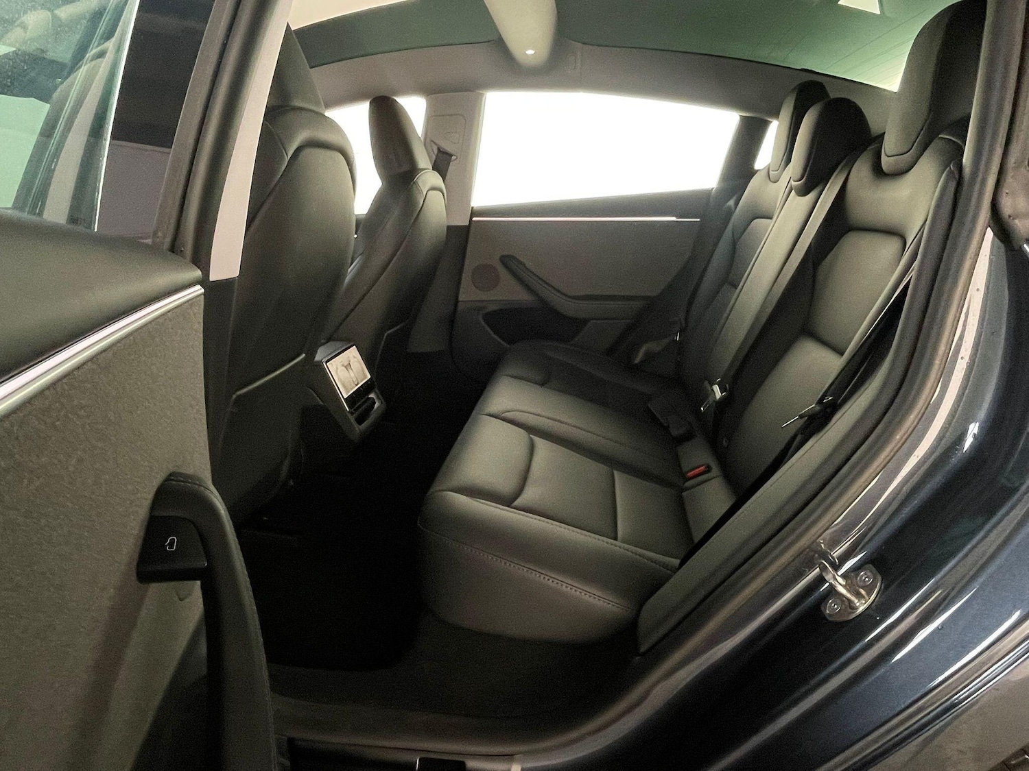 Used Tesla Model 3 2024 for sale - 76152090: Photo 14