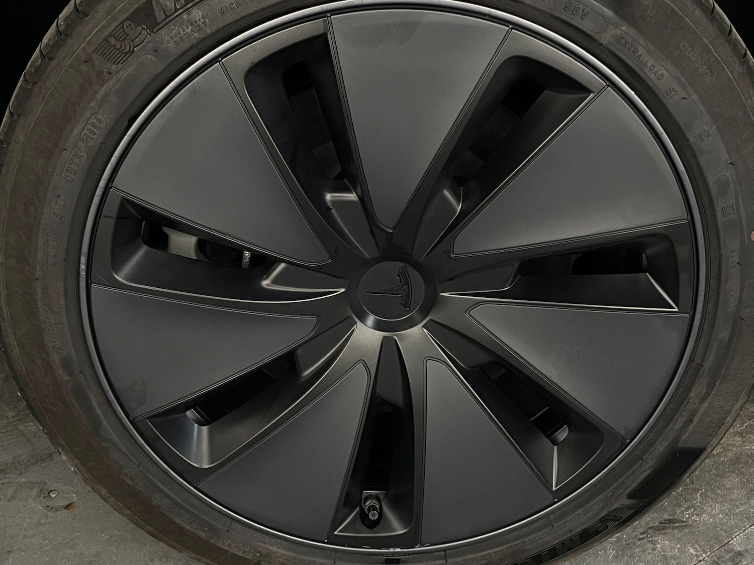 Used Tesla Model 3 2024 for sale - 76152090: Photo 17