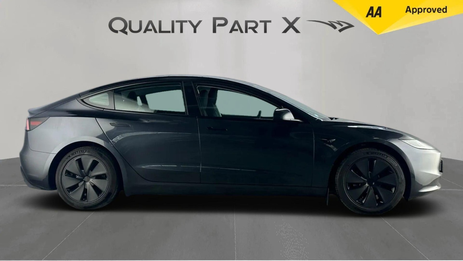 Used Tesla Model 3 2024 for sale - 76152090: Photo 2