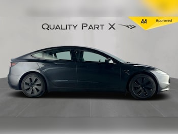 Used Tesla Model 3 2024 for sale - 76152090: Photo 2