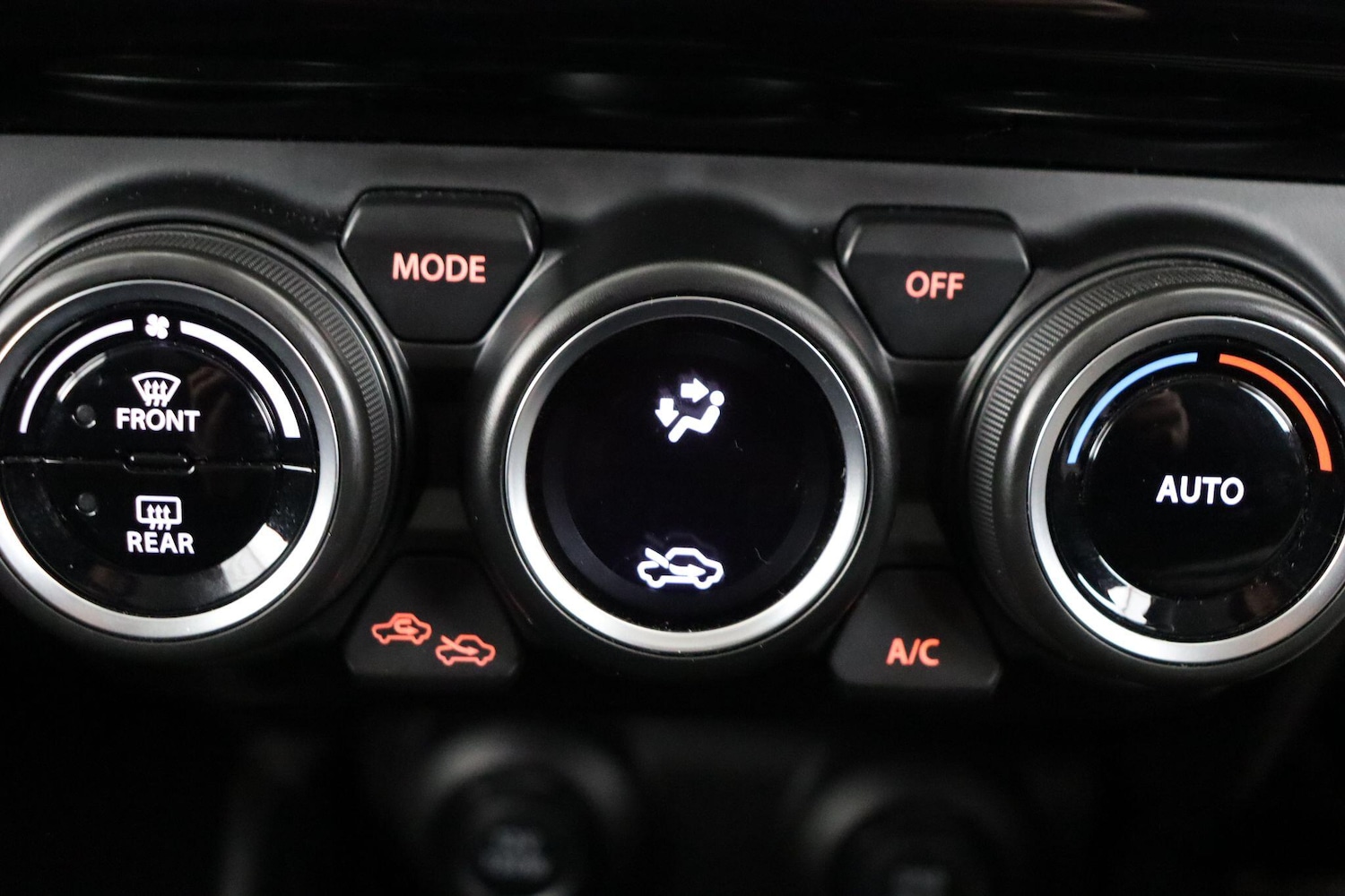 Used Suzuki Swift 2023 for sale - 77993745: Photo 23