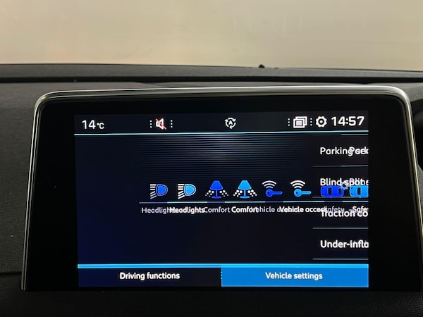 Used Peugeot 5008 2018 for sale - 76317815: Photo 42