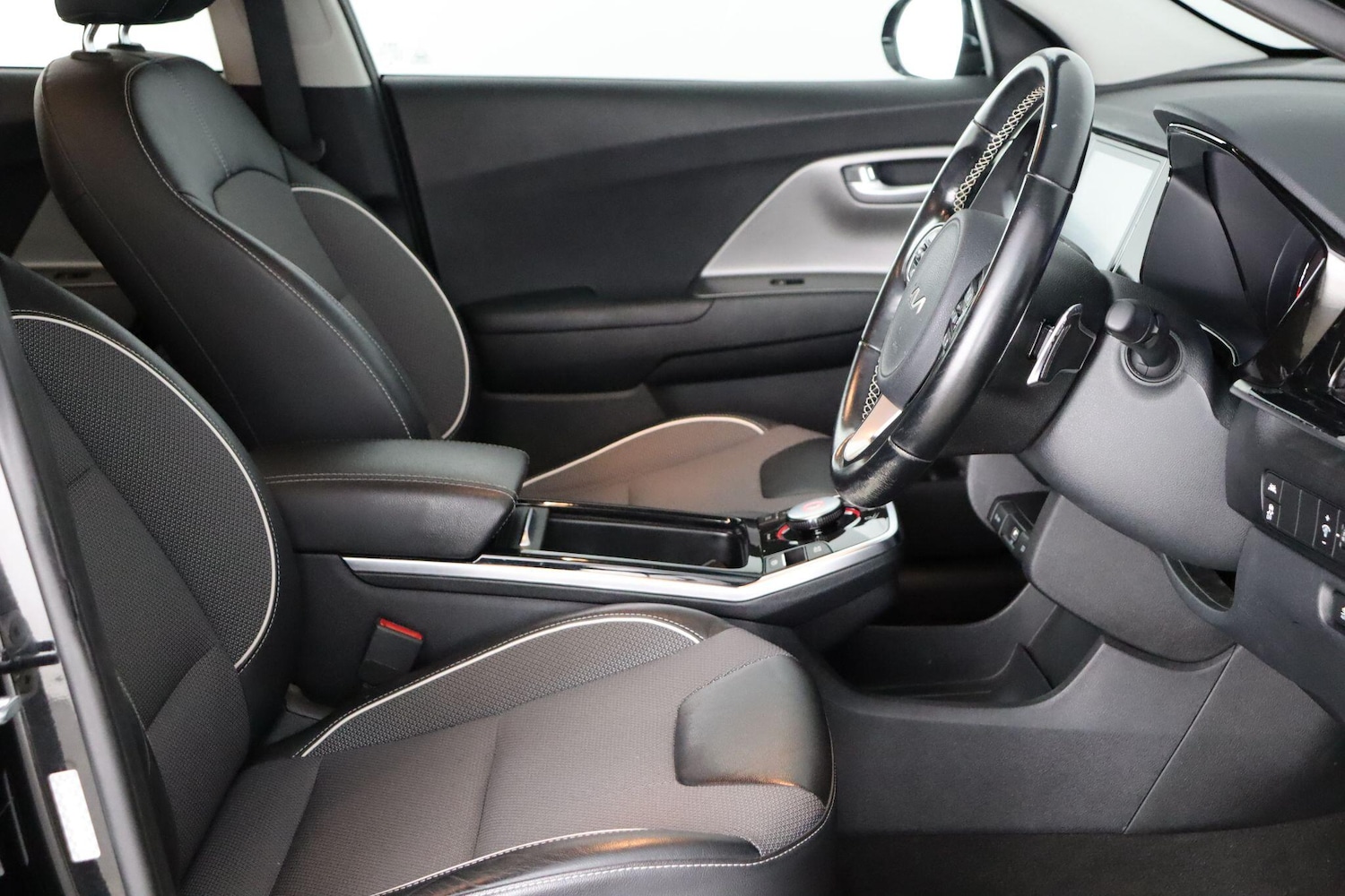 Used Kia Niro 2021 for sale - 77040353: Photo 13