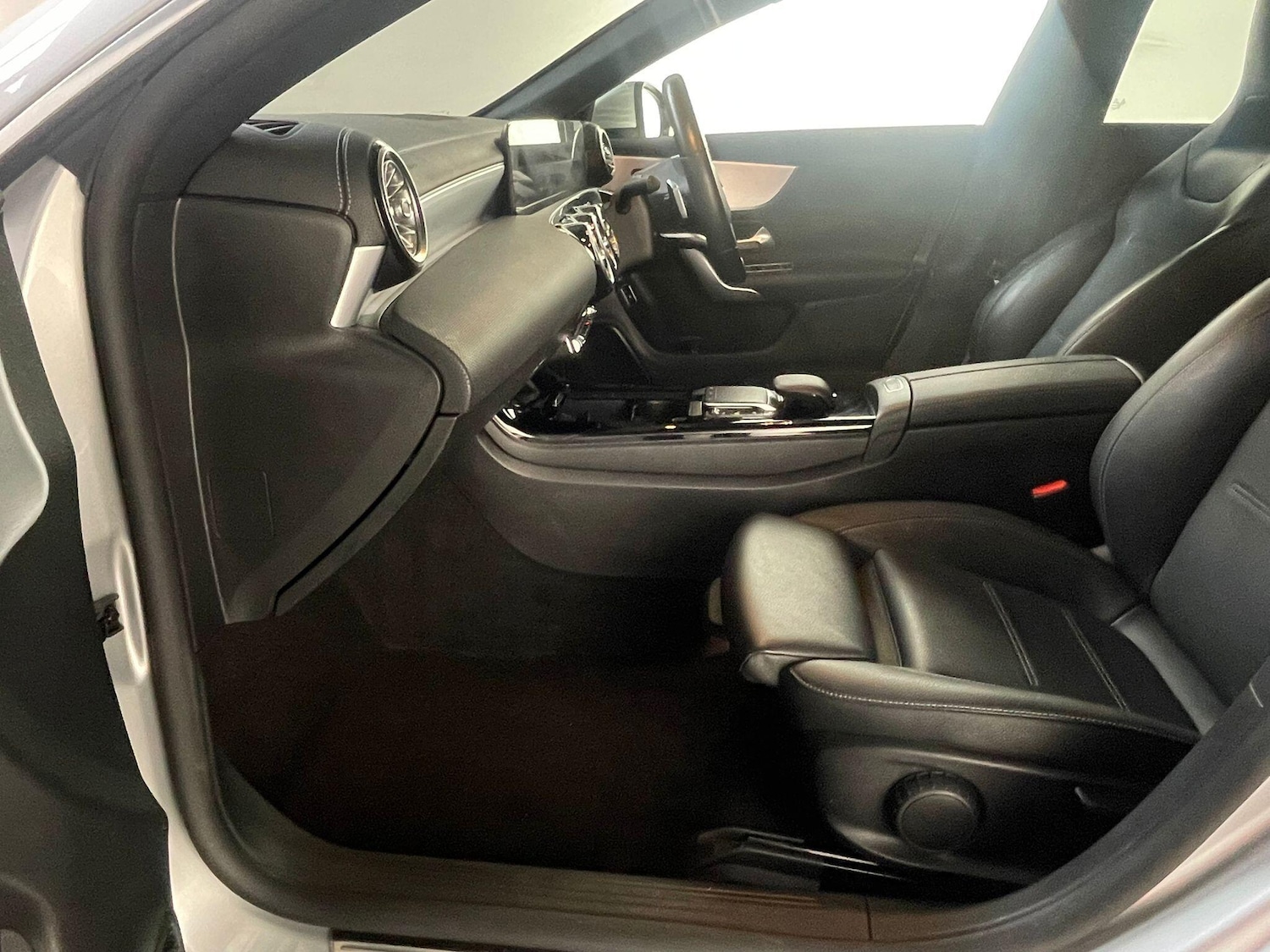 Used Mercedes-Benz CLA 2020 for sale - 76152094: Photo 11