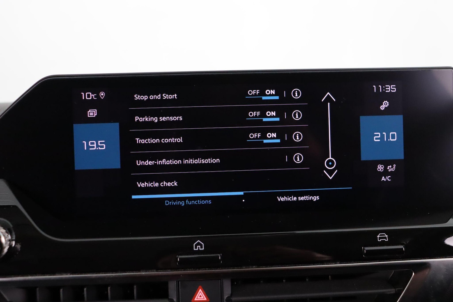 Used Citroen C4 2023 for sale - 76952984: Photo 36