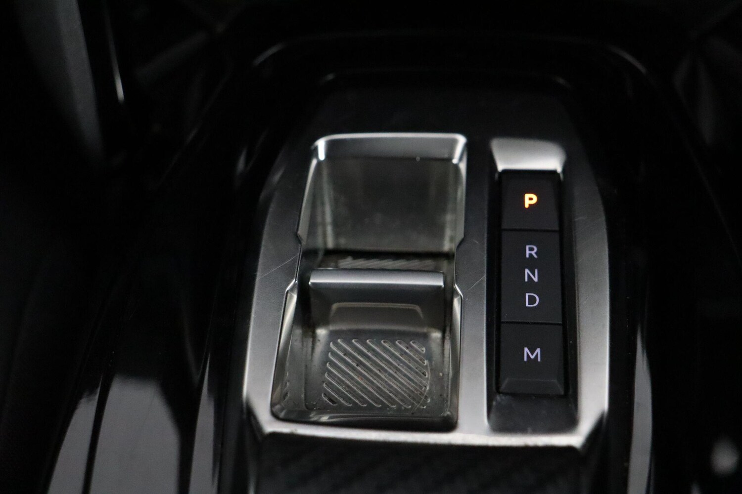 Used Peugeot 2008 2023 for sale - 77484569: Photo 16