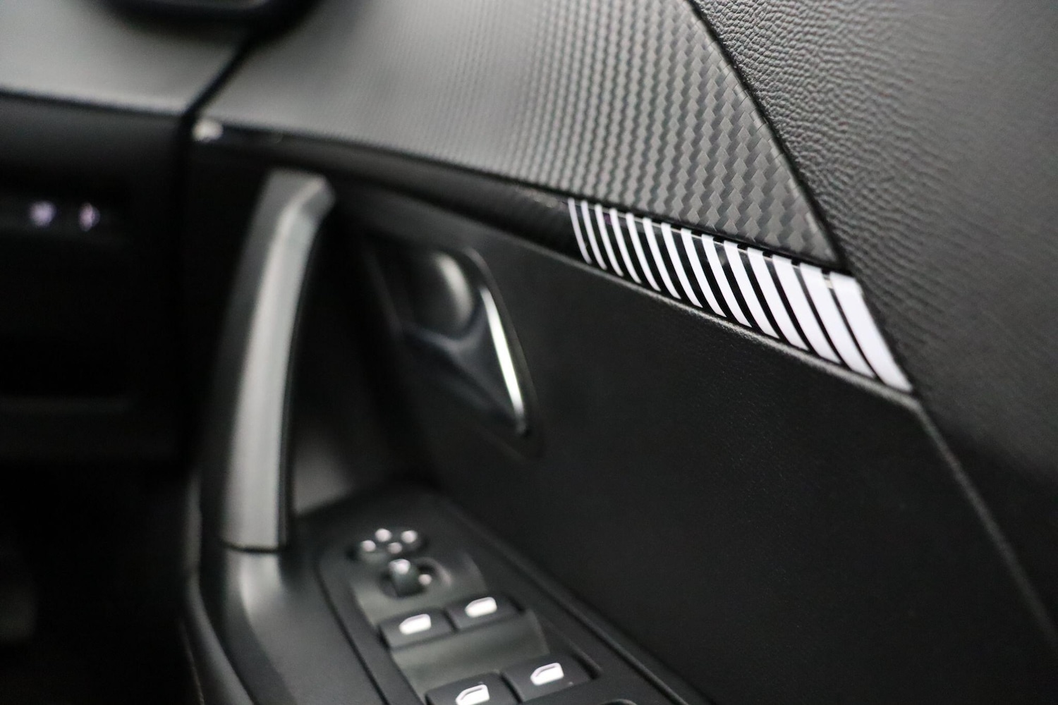 Used Peugeot 2008 2023 for sale - 77484569: Photo 22