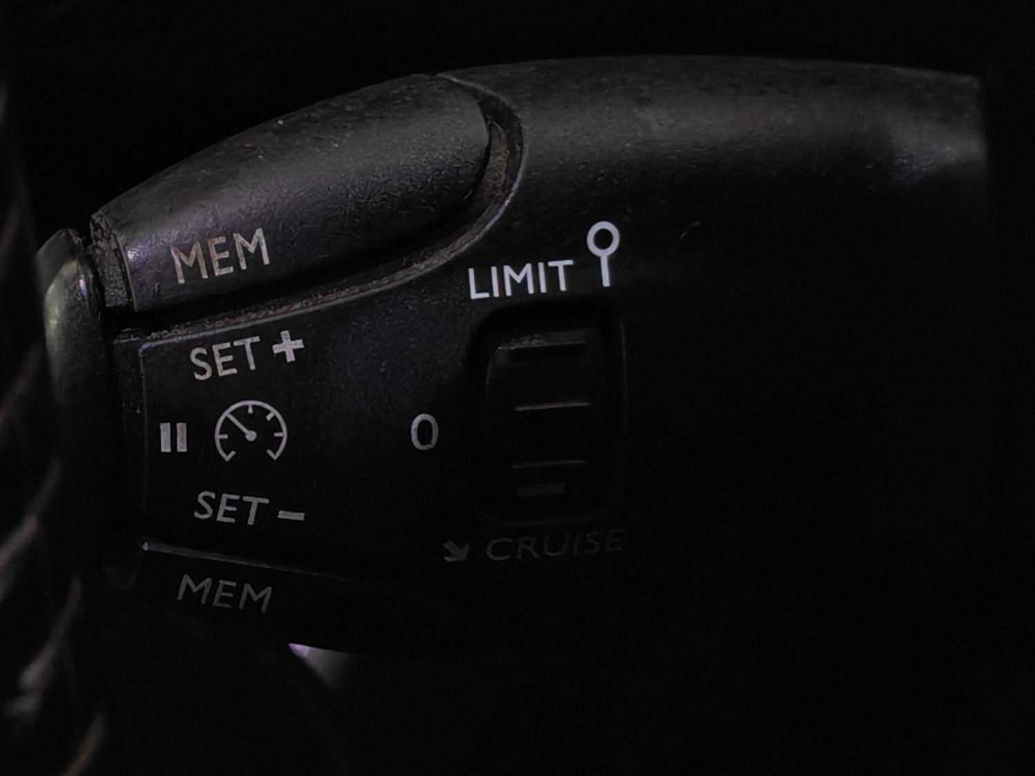 Used Peugeot 2008 2022 for sale - 76409215: Photo 18