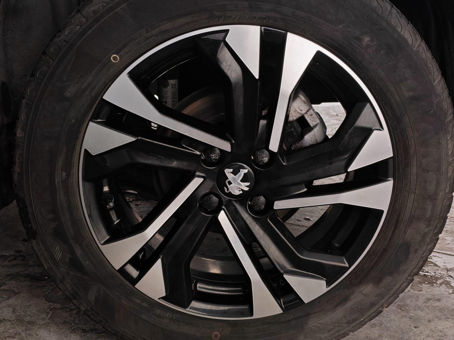 Used Peugeot 2008 2022 for sale - 76409215: Photo 23