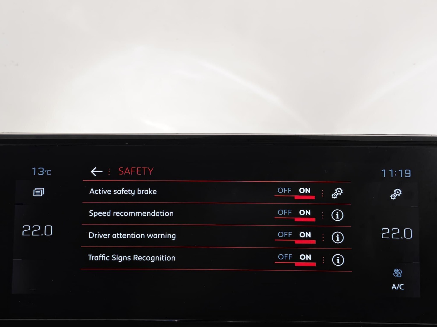 Used Peugeot 2008 2022 for sale - 76409215: Photo 30