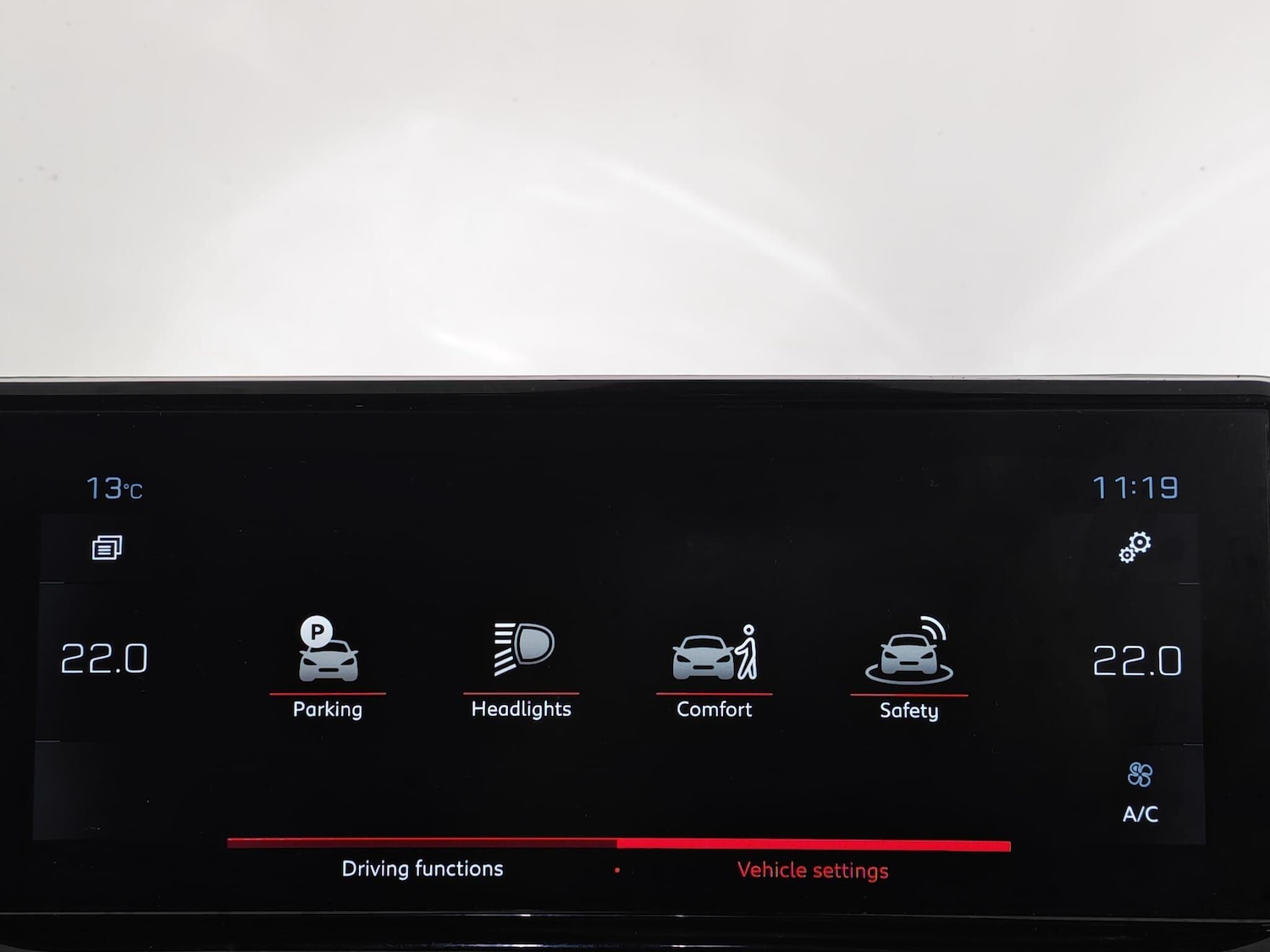 Used Peugeot 2008 2022 for sale - 76409215: Photo 44