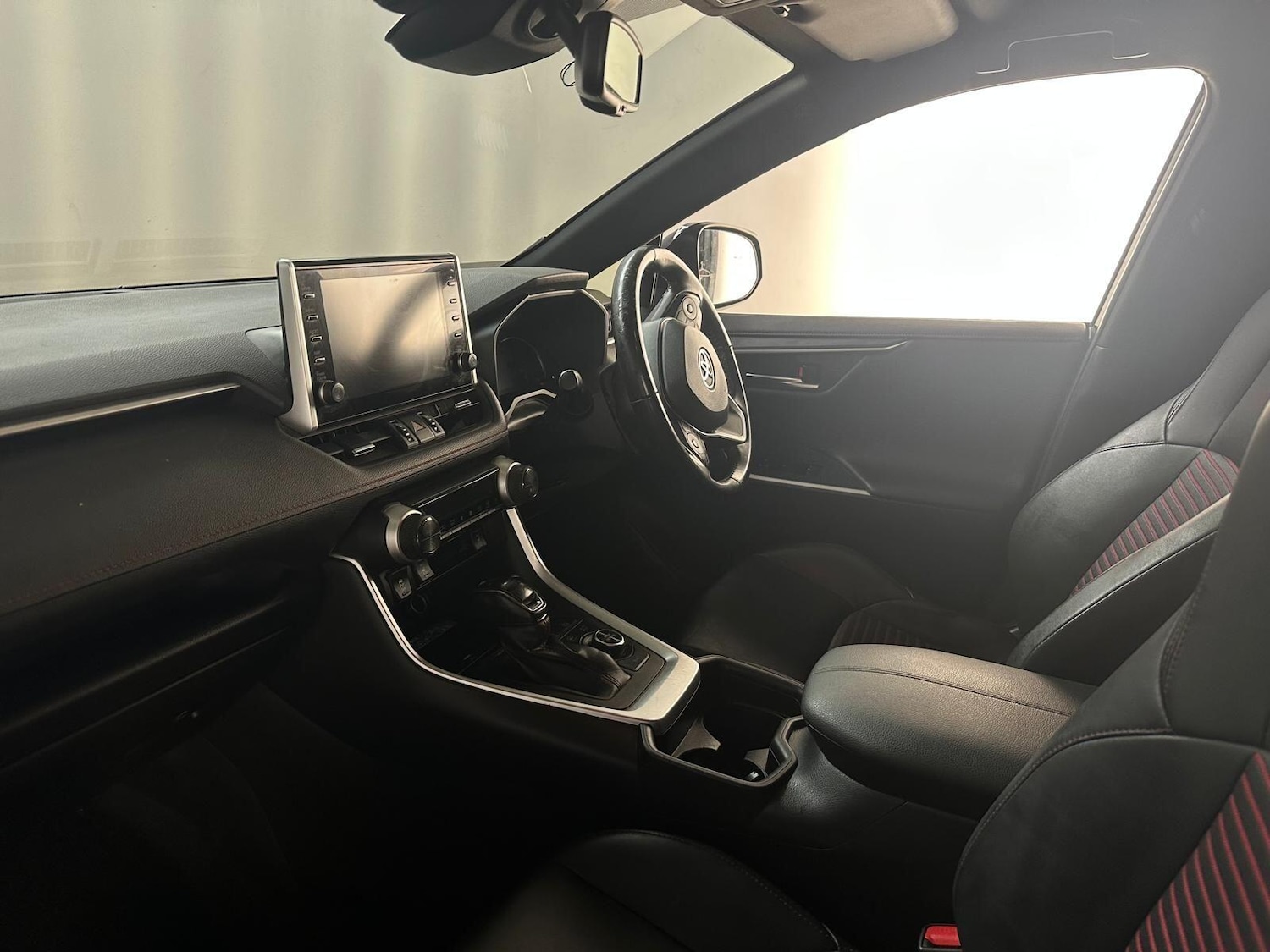 Used Toyota RAV4 2021 for sale - 75977942: Photo 11