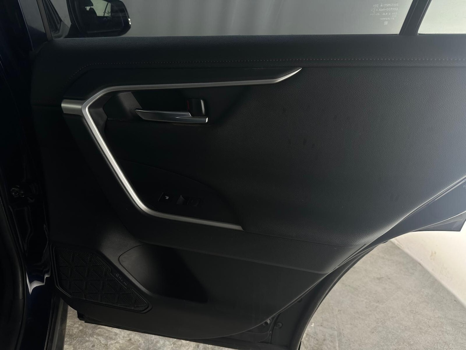 Used Toyota RAV4 2021 for sale - 75977942: Photo 28