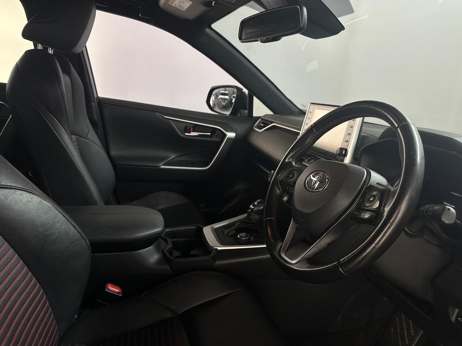 Used Toyota RAV4 2021 for sale - 75977942: Photo 9