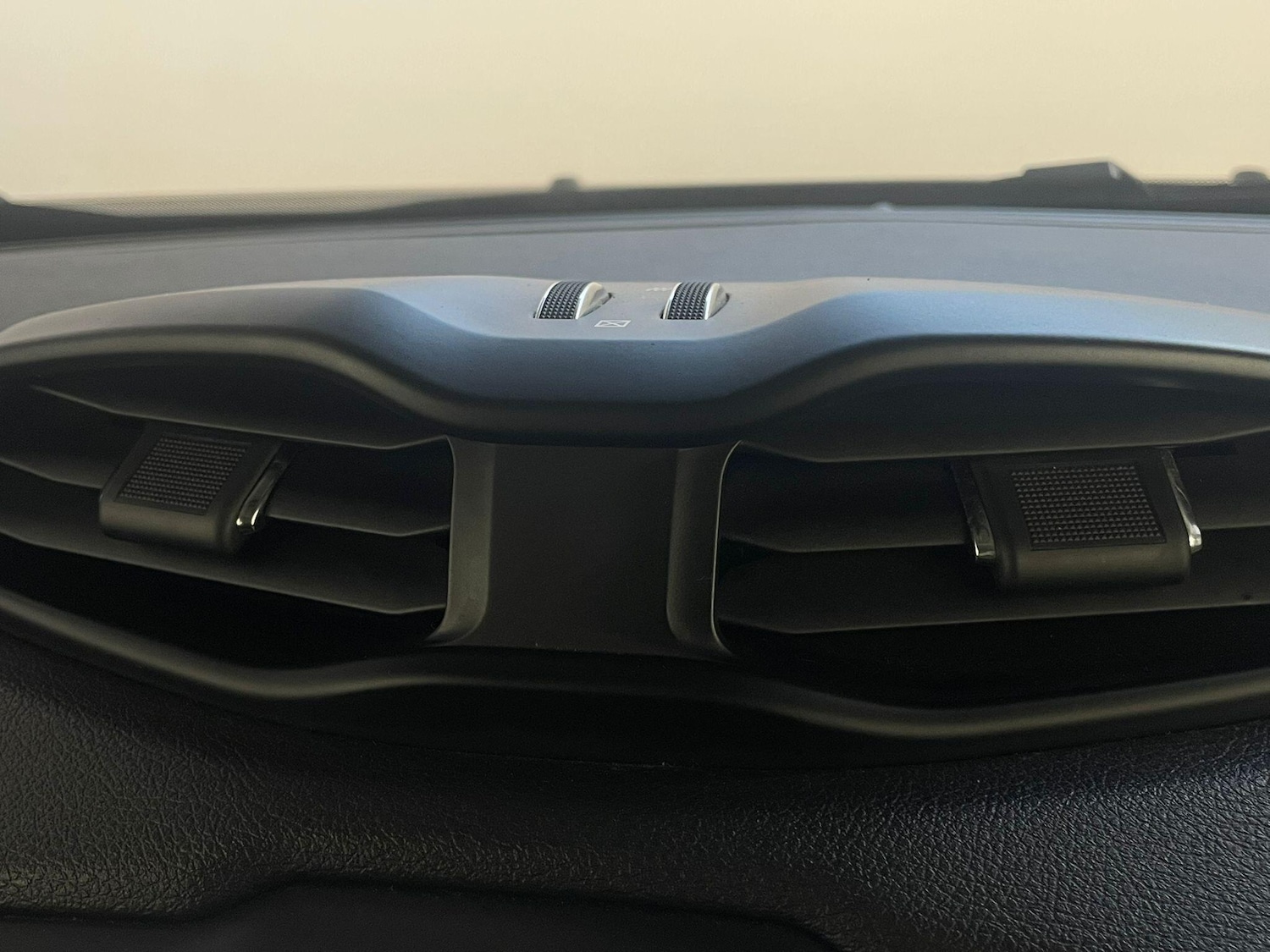 Used Jeep Renegade 2020 for sale - 76072064: Photo 20