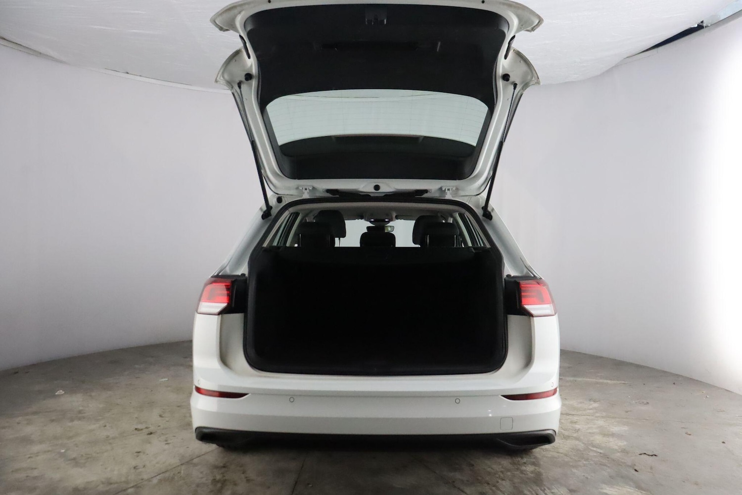 Used Volkswagen Golf 2023 for sale - 76727538: Photo 29