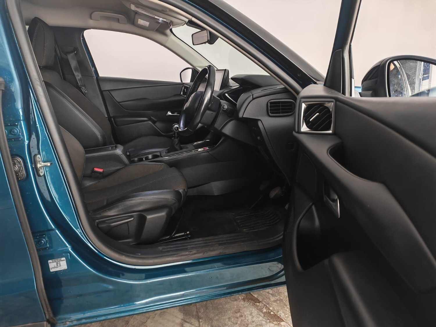 Used DS Automobiles DS 3 Crossback 2022 for sale - 76714662: Photo 12