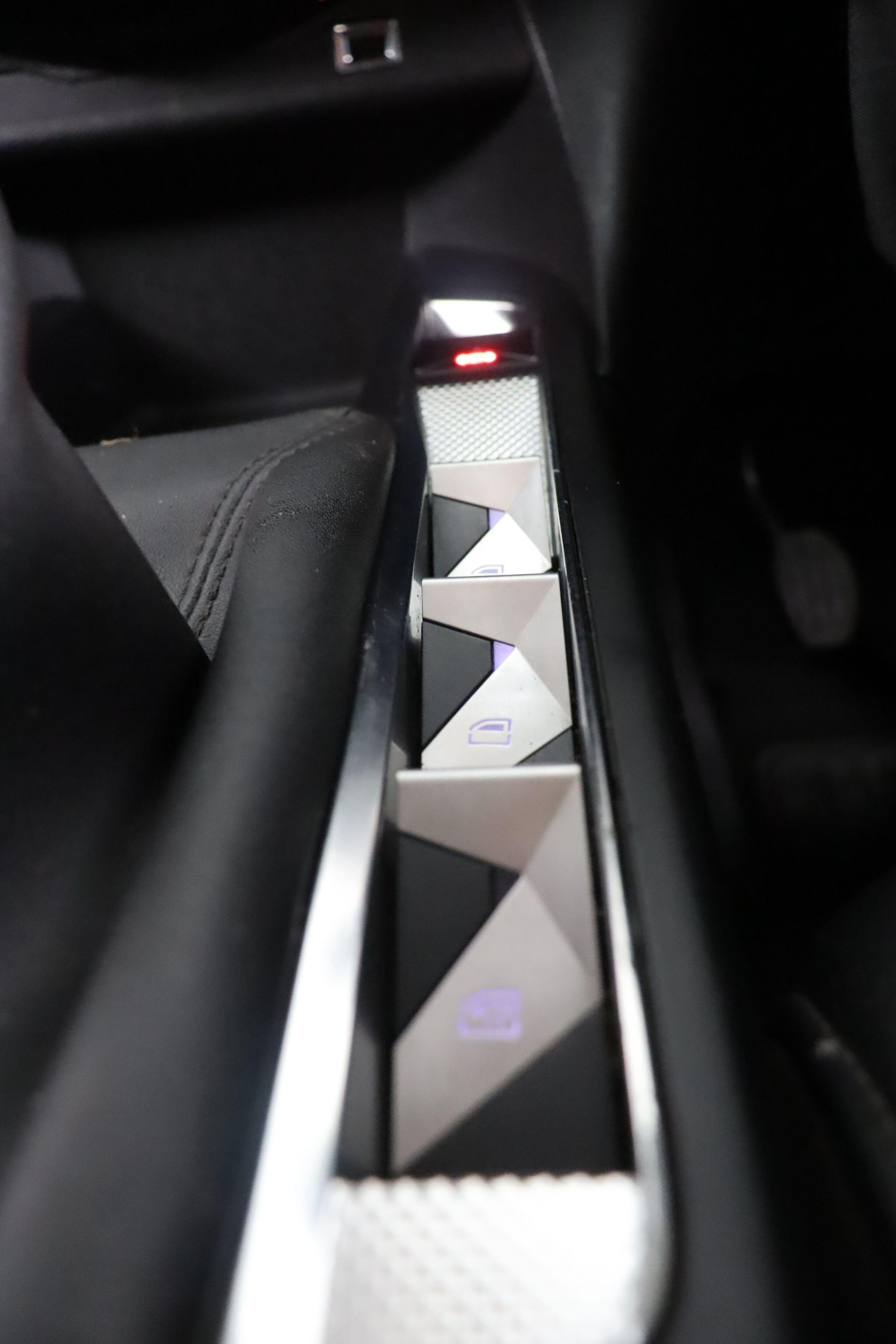 Used DS Automobiles DS 3 Crossback 2022 for sale - 76714662: Photo 18