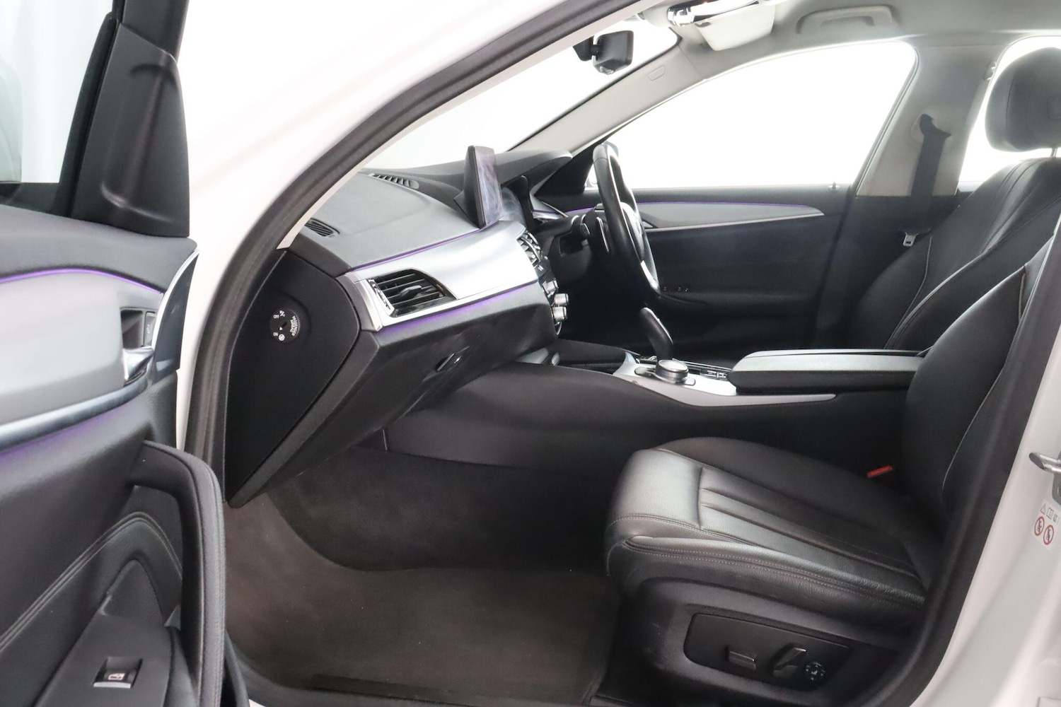 Used BMW 5 Series 2020 for sale - 76714736: Photo 11