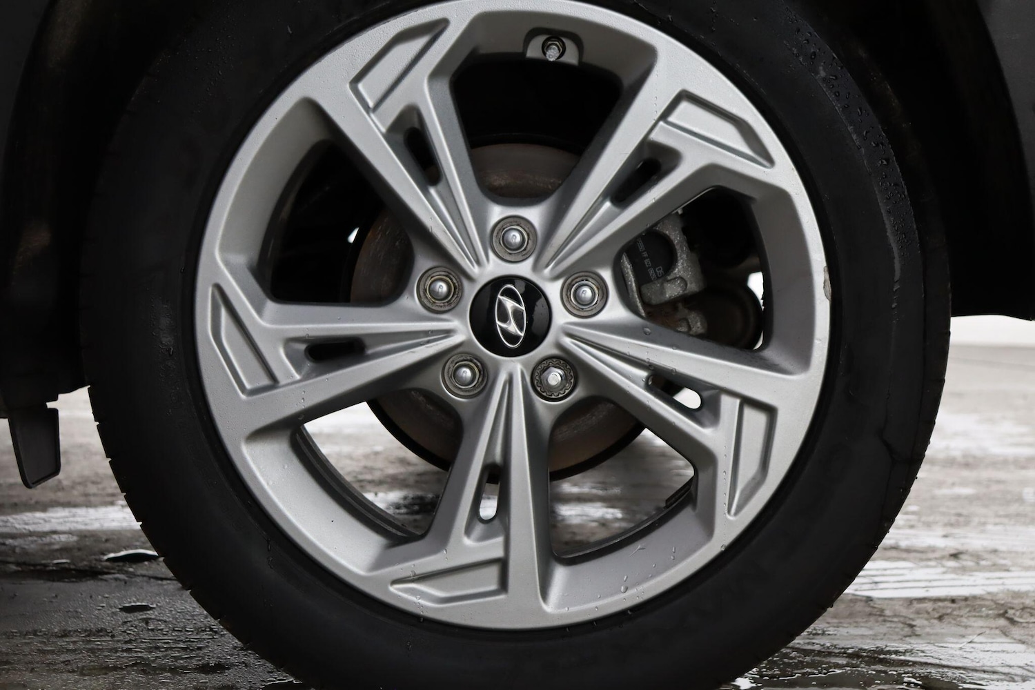 Used Hyundai KONA 2023 for sale - 77030031: Photo 24