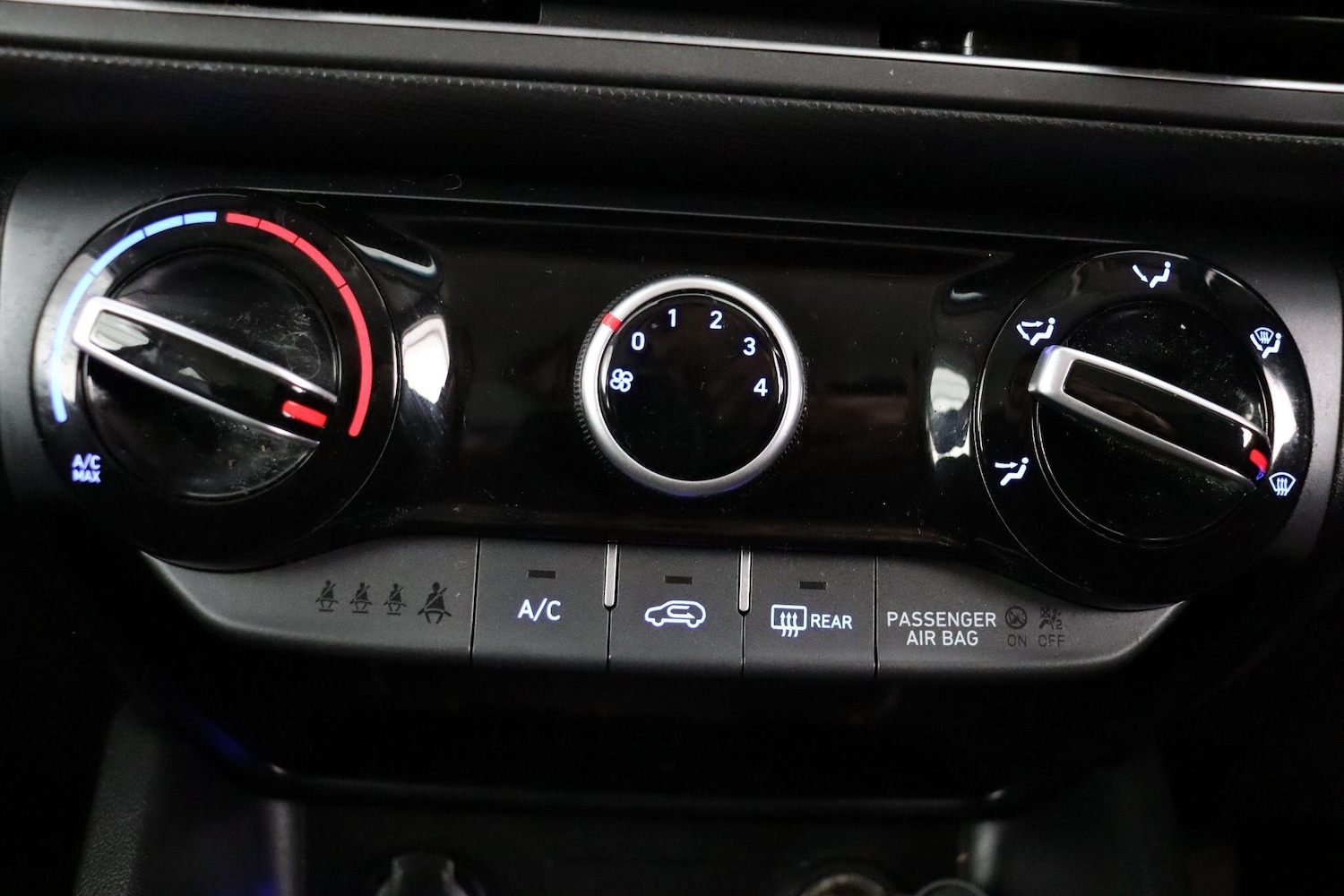 Used Hyundai KONA 2023 for sale - 77030031: Photo 27