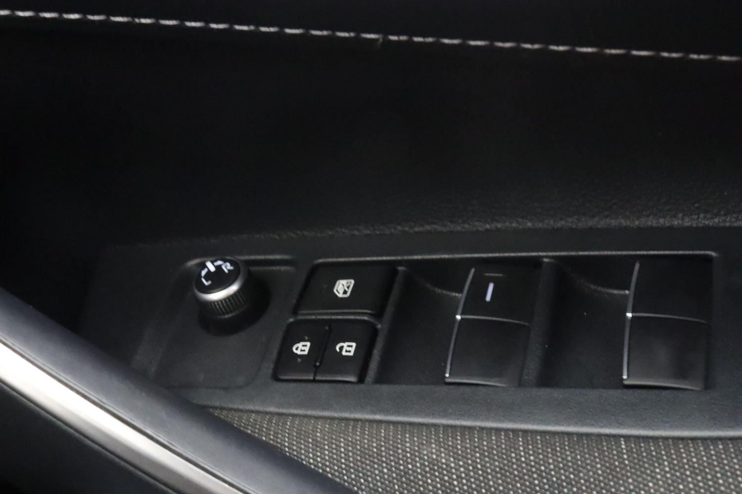 Used Toyota Corolla 2023 for sale - 76572880: Photo 17