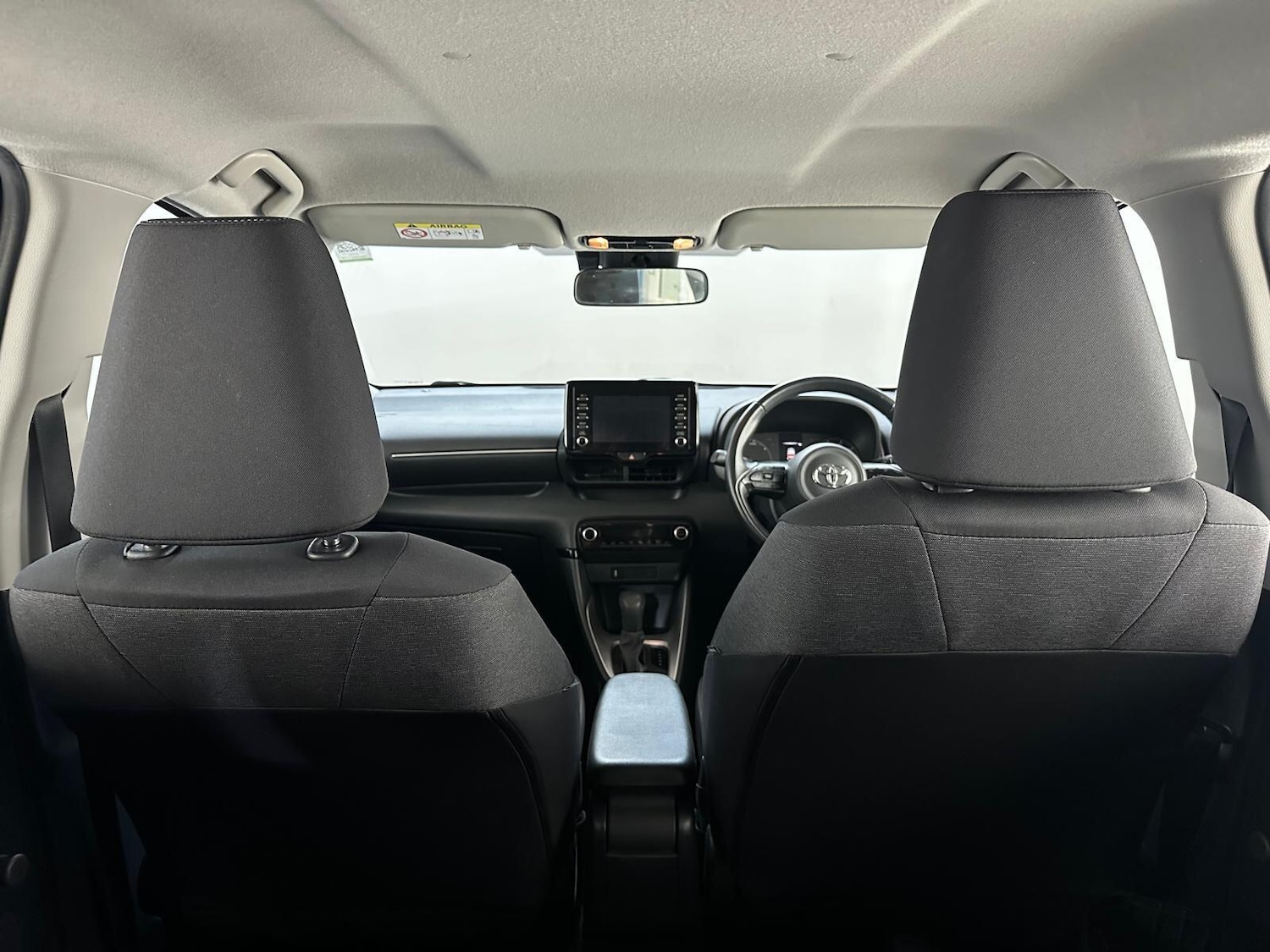 Used Toyota Yaris 2022 for sale - 76689198: Photo 11