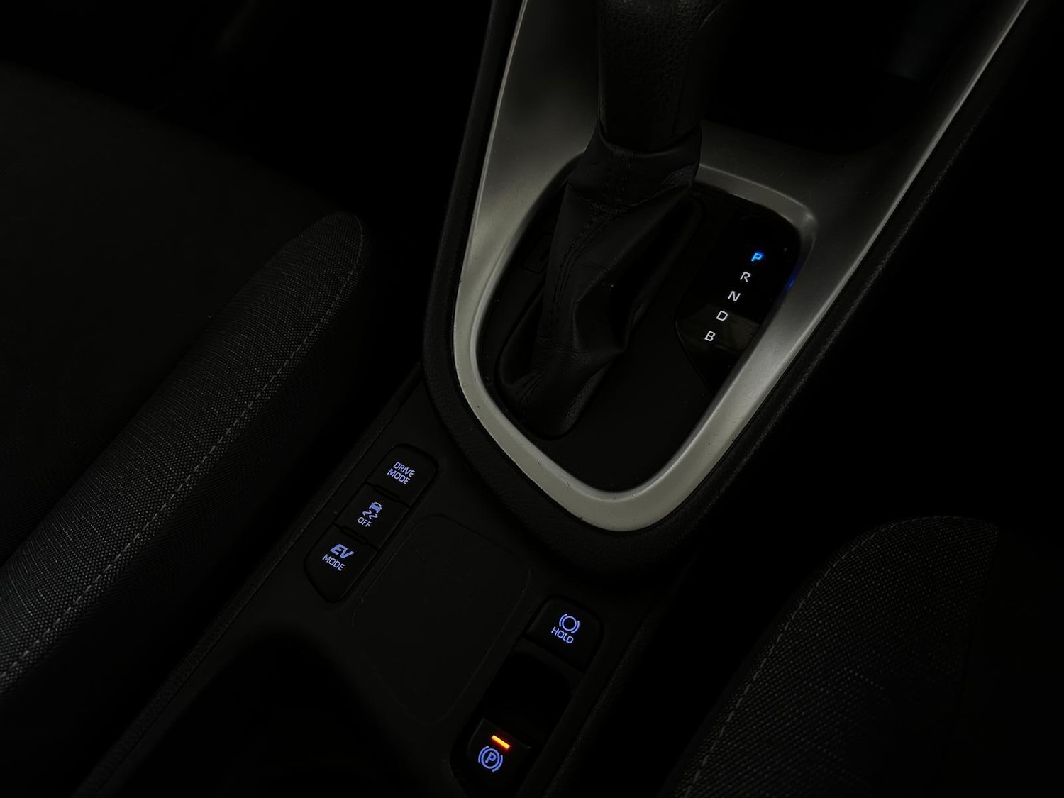 Used Toyota Yaris 2022 for sale - 76689198: Photo 16